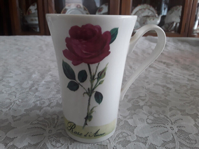 FINE BONE CHINA MUG - ROSE D'AMOUR - ROY KIRKHAM in Arts & Collectibles in City of Toronto - Image 2
