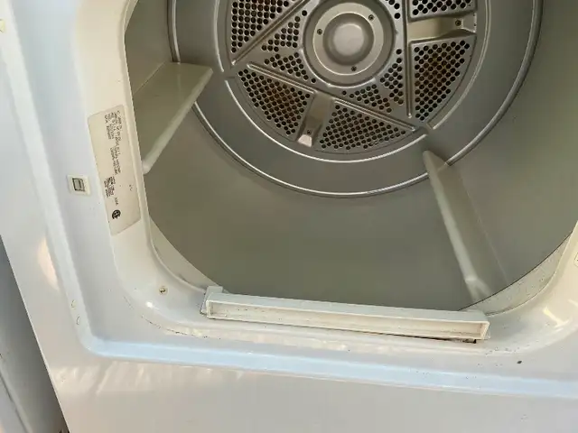 Laveuse  et sécheuse - (Marque = Frigidaire) in Washers & Dryers in Trois-Rivières - Image 6