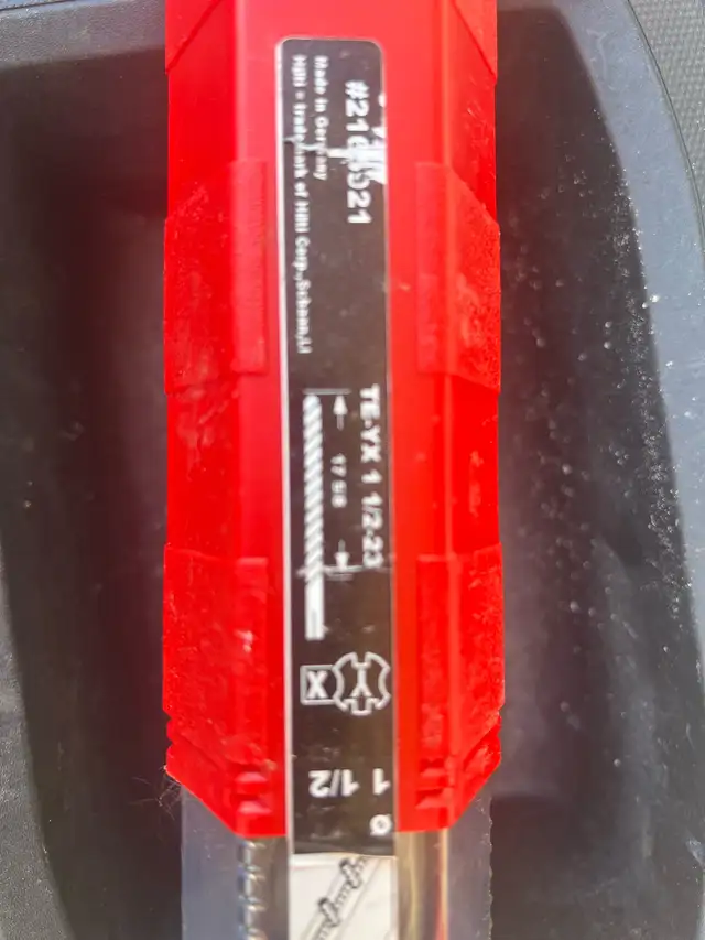 Hilti 1-1/2 Inch X 23 Inch TE-YX SDS Max Style Hammer Drill Bit in Power Tools in Markham / York Region - Image 3