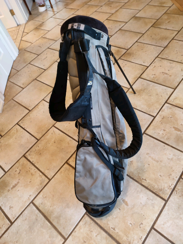 Nike Golf Bag in Golf in City of Toronto - Image 4