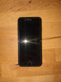 iPhone 8, Black, 32GB