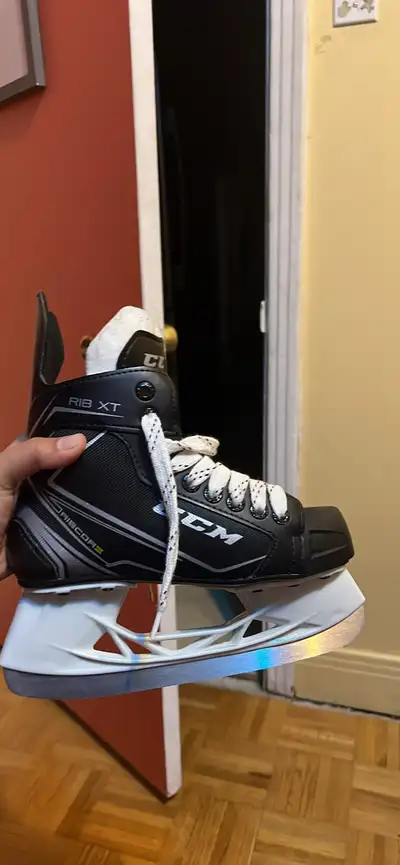 patins à glace, View more