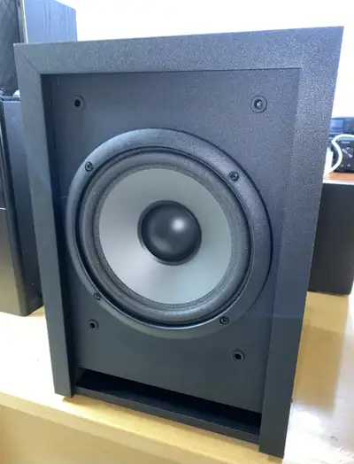 POLKAUDIO 100 POWERED SUBWOOFER (Mint), View more