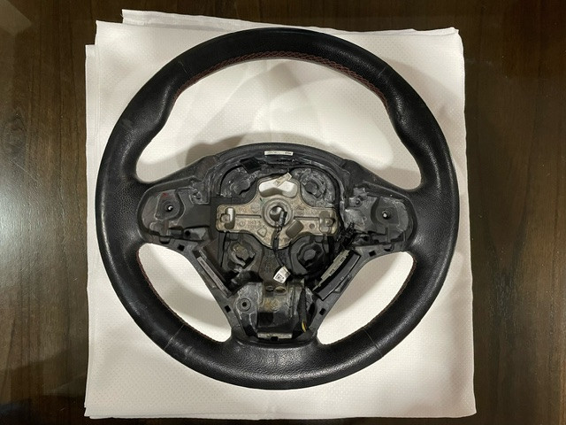 BMW 5 7 Series F10 F11 F01 F02 F07 M Sport Heated Steering Wheel in Other Parts & Accessories in St. Catharines