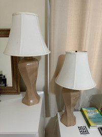 2 Table/bedside lamp 