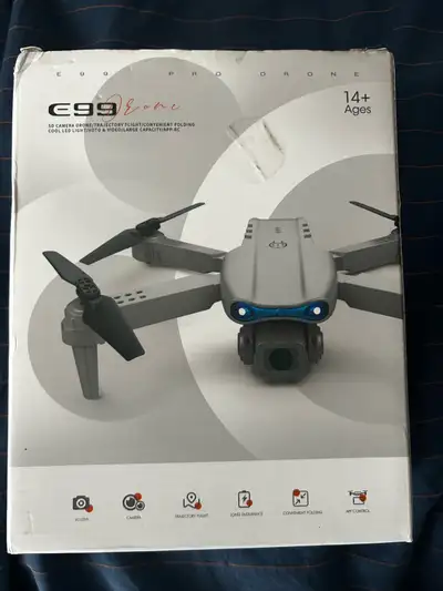 - Opened box but never been used - Great condition -Battery Capacity: 500 mAh - SD Camera Drone