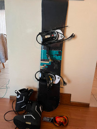 Snowboard - boots - bindings - goggles