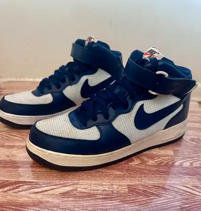 Nike Air Force 1 Mid, View more