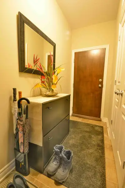 Luxury 2-Bed, 2-Bath + Den Barrhaven Condo | Accessible & Convenient Experience comfortable, accessi...