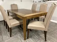 Like New  Dining Table Set