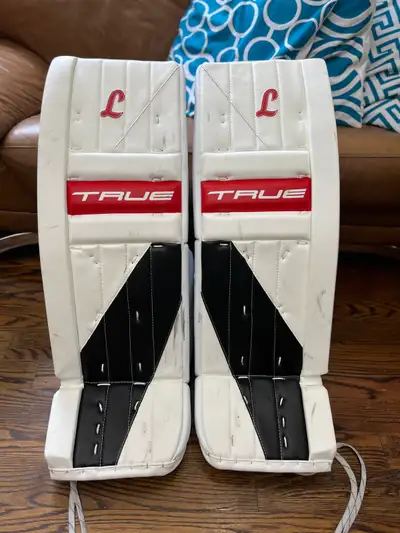 True 7x L95 Goalie Pads (used under a month), View more