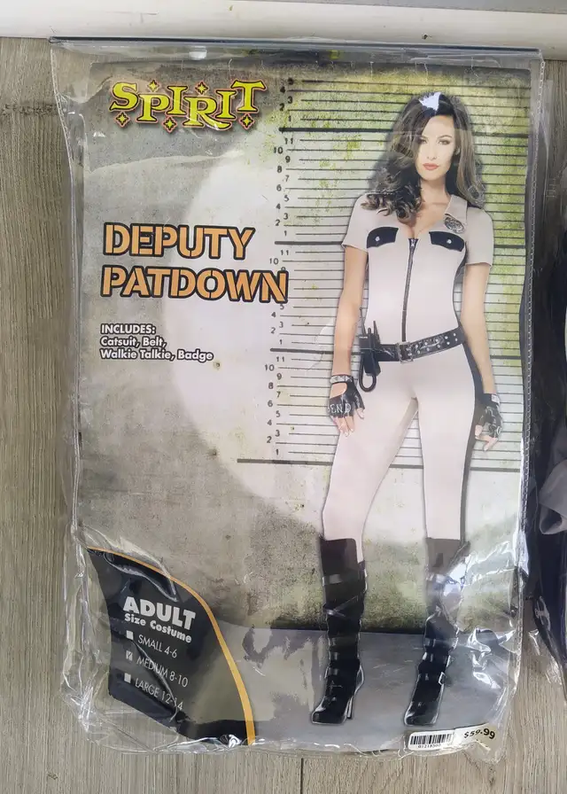 Women's Deputy Pat-down Costume in Costumes in City of Toronto - Image 3
