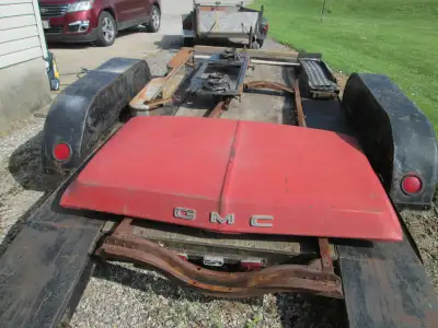 68/72 MGC hood $125.00 rad support $100.00 rear step bumper $80.00 For info PHONE ONLY 519-471-7039...