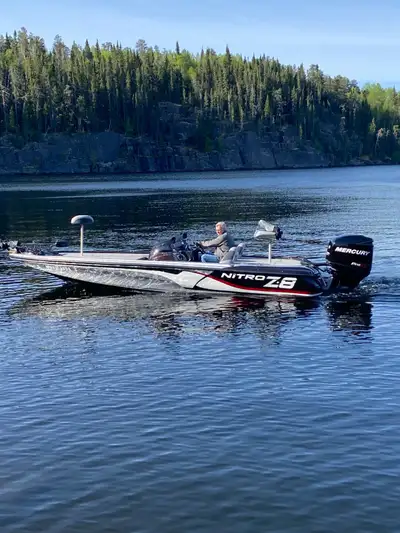 Like New, always in a boathouse. Matching Nitro trailer Keel guard Hot Foot peddle package Hummingbi...