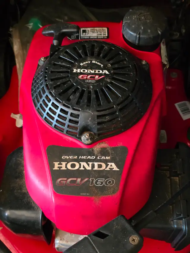 Black Max W Honda GCV160 Zero-Turn Lawnmower Over Head  Cam in Lawnmowers & Leaf Blowers in Windsor Region - Image 9
