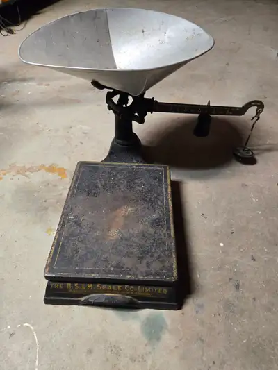 Antique Dry Goods Scale with Scale Pan - BS&M Scale Co., View more
