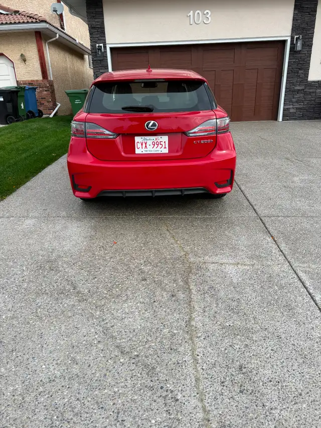 Lexus CT200, like new, fuel efficient Lexus. | Cars & Trucks | Calgary ...