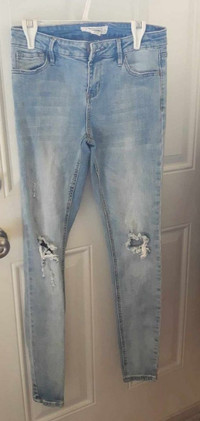 Jeans – Eighty Two (EUC)