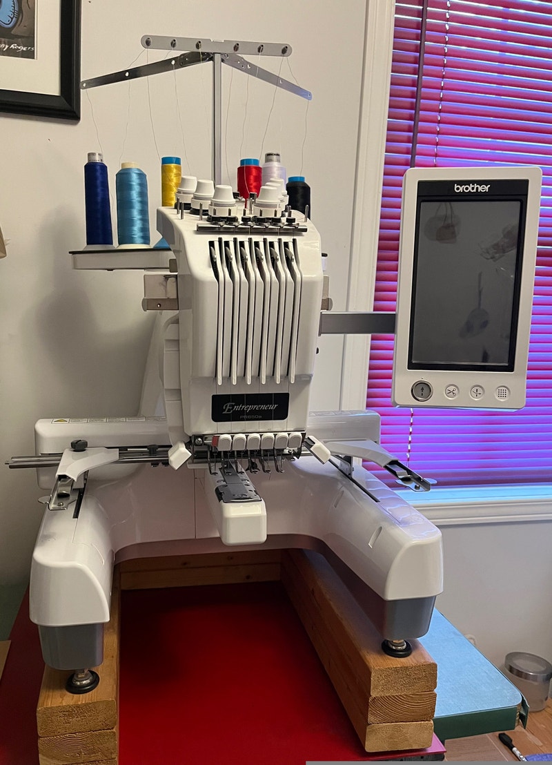 Embroidery Machine Hobbies & Crafts Grand Bend Kijiji