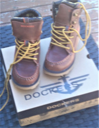 NEW - Brown Dockers Boys Boot - Size 13.5