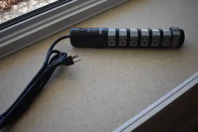 MINUTEMAN MMS780R Computer Surge Protector., View more