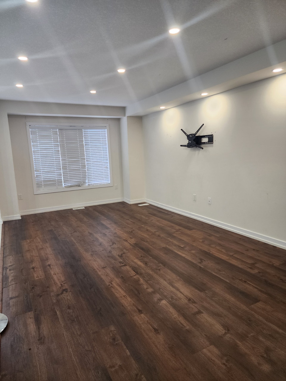 Townhouse in Stoney Creek Mountain Community. 2