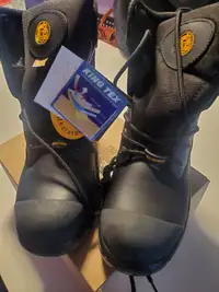 Tiger safety boots