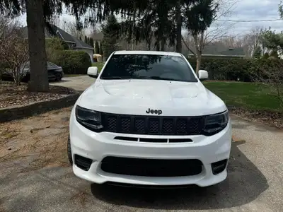 Francais a suivre... Fully equipped 2018 Grand Cherokee SRT !!! 6.4L Hemi V8 engine with 485HP, 0-10...