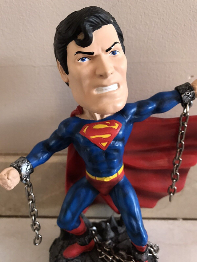 MONOGRAM SUPERMAN HEADSTRONG HEROES BOBBLEHEAD FIGURE in Arts & Collectibles in City of Toronto - Image 3