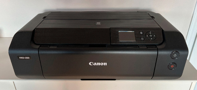 Imprimante Canon Pixma Pro-200 Photo Printer in Other in Gatineau