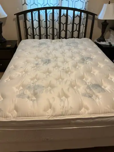 King Koil Royalty Classic Ortho 7000 Mattress plus headboard, View more