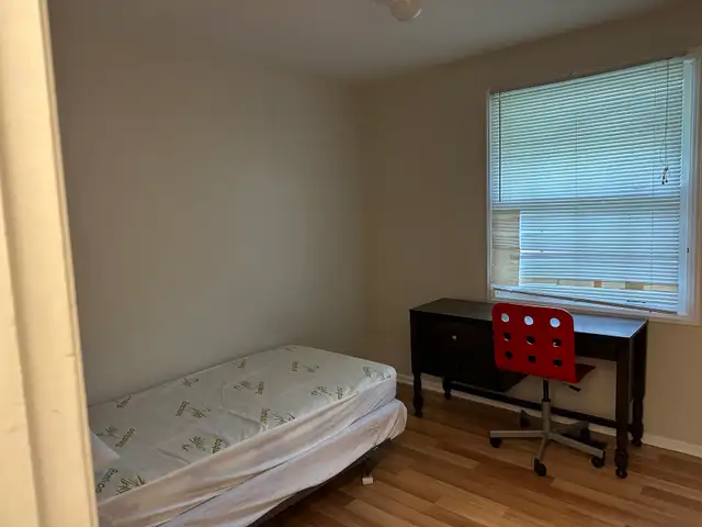 All inclusive! 5  furnished private rms-Sep to April (8 months) in Short Term Rentals in Kitchener / Waterloo - Image 4