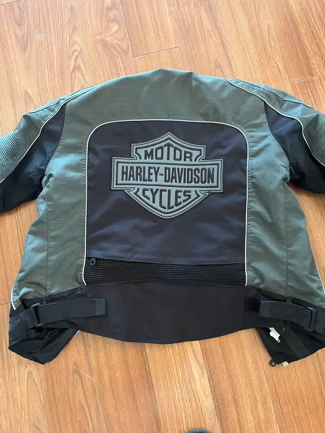 Manteau moto - Harley Davidson in Motorcycle Parts & Accessories in City of Montréal - Image 3