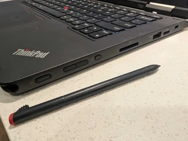 Laptop Lenovo Thinkpad Yoga S1. i5, 8Gb ram, 128Gb SSD. Touchscr in Laptops in Ottawa - Image 6
