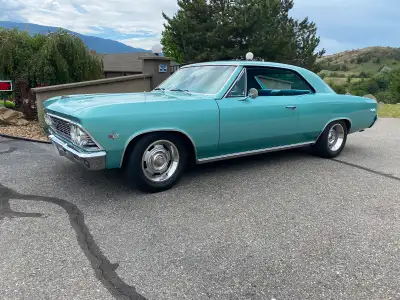 1966 Chevelle Malibu Sport Coupe 327/275 HP matching number, Factory Air Conditioning (working) 700R...