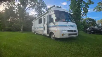 Meet our Winnie! Your next great adventure awaits. After years of chasing the sunshine, our well-lov...