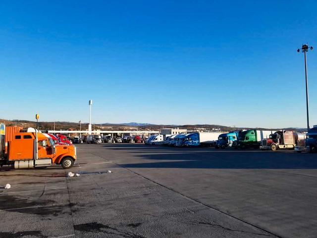 TRUCK DRIVER CLASS#1 in Drivers & Security in Bathurst - Image 2
