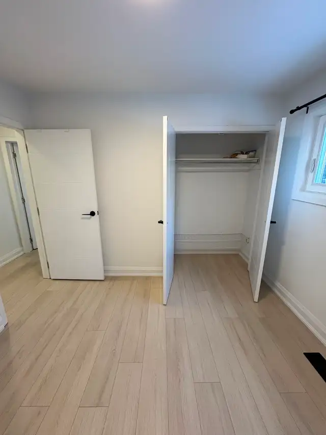 XLARGE 4 Bedroom 1.5 Bath Renovated House at Yonge and Steeles in Long Term Rentals in Markham / York Region - Image 24