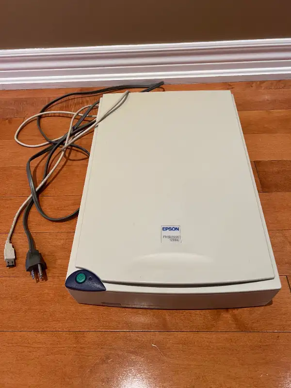 Epson Perfection Scanner 1200U in Printers, Scanners & Fax in Markham / York Region - Image 3