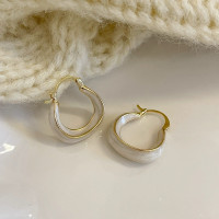 Ceramic round earrings