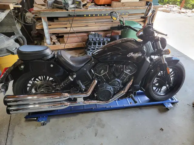 Motorcycle 2018 Indian scout 60 Thunder Black in Street, Cruisers & Choppers in Kawartha Lakes - Image 3