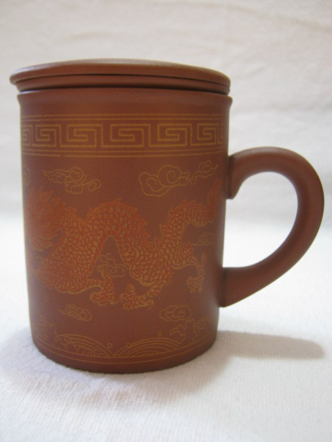 Chinese Dragon motif Teacup/Infuser with Lid: in Kitchen & Dining Wares in Winnipeg - Image 3