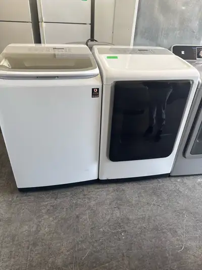 This is a Samsung top load washer with a 5.0 cu. ft. capacity, offering ample space for your laundry...