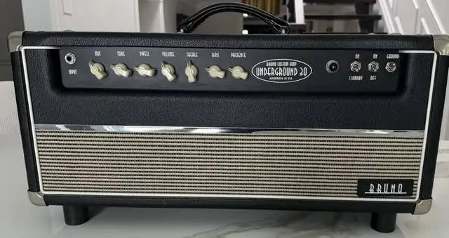 Bruno Underground 30 Reverb Amp in Amps & Pedals in Kingston - Image 5
