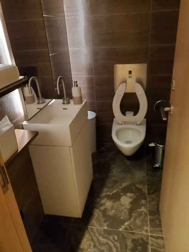Licensed plumber for hire in Barrie and surrounding areas63005665451777124