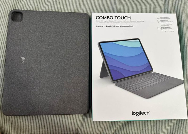 Logitech keypad folio! Enhance your typing experience  in iPads & Tablets in Saskatoon
