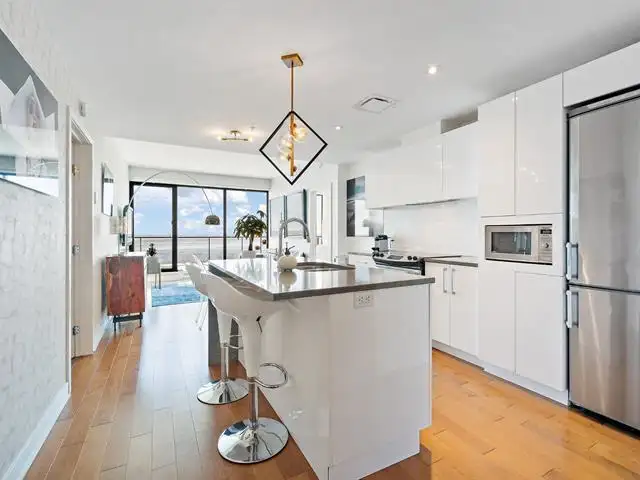 Magnifique 3 ½ + DEN Iles des Soeurs deux pas du REM $2450 in Long Term Rentals in City of Montréal - Image 8