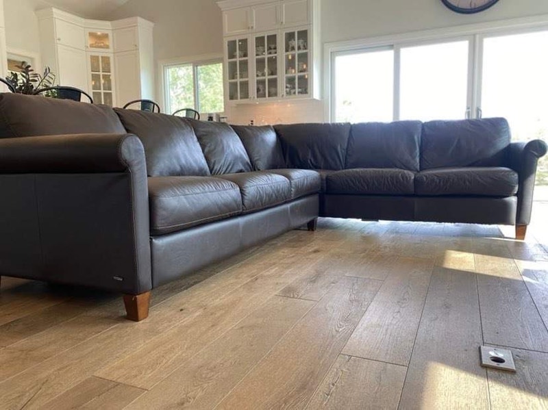 Natuzzi Top Grain Italian Leather Sectional Couches & Futons