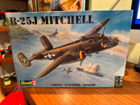 REVELL B-25J MITCHELL MODEL KIT