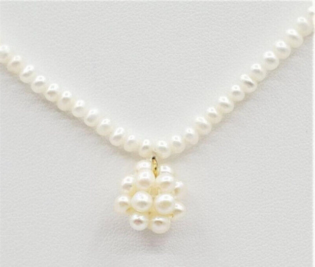 Art4u2enjoy (J) Button Pearl Necklace 190 Pearls w/a 700.00$ in Jewellery & Watches in Pembroke - Image 2